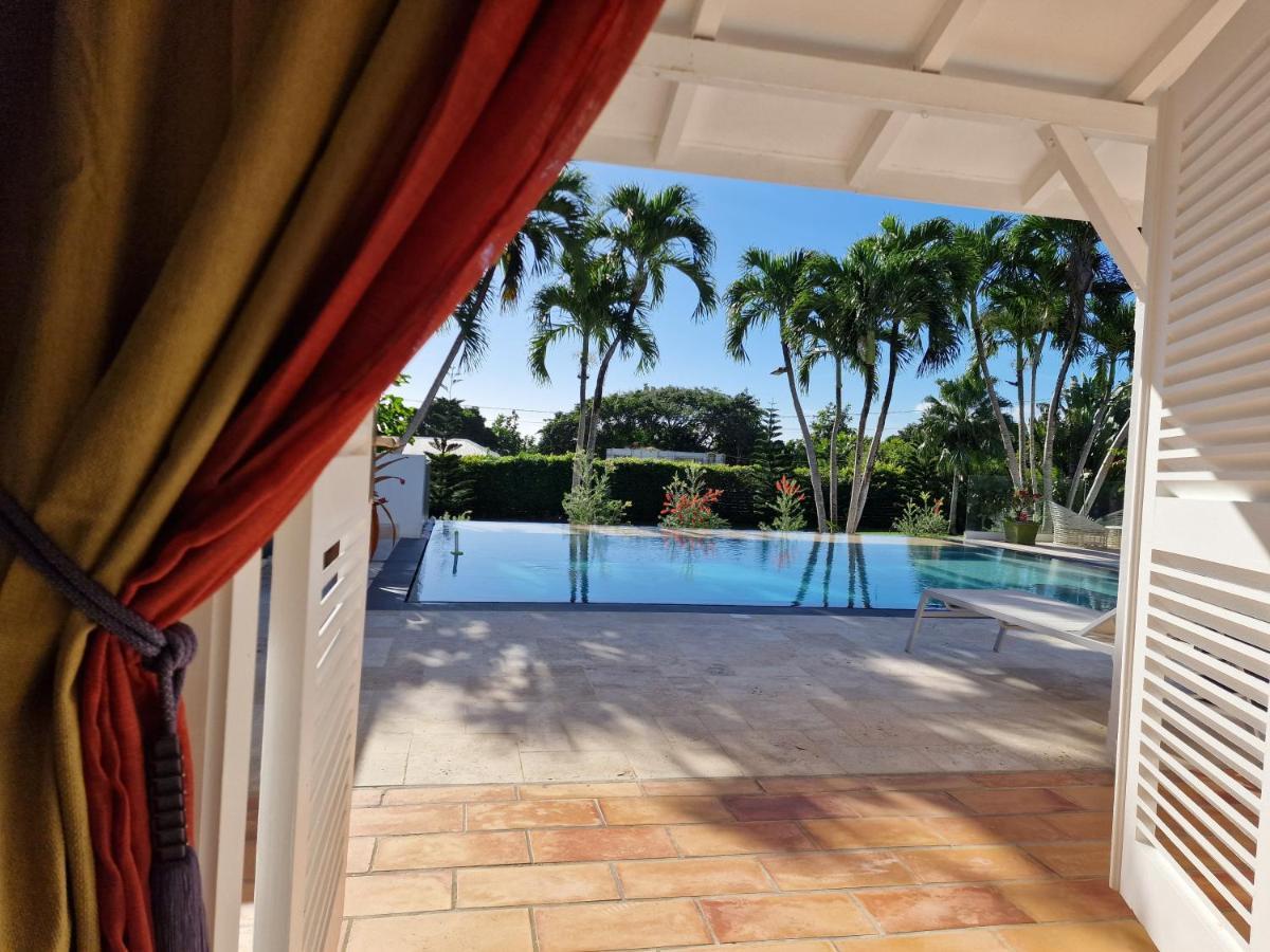Appartements De Luxe . Propriete De Luxe Baie-Mahault Esterno foto
